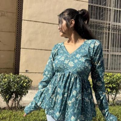 Comfy Modern Women Tops & Tunics